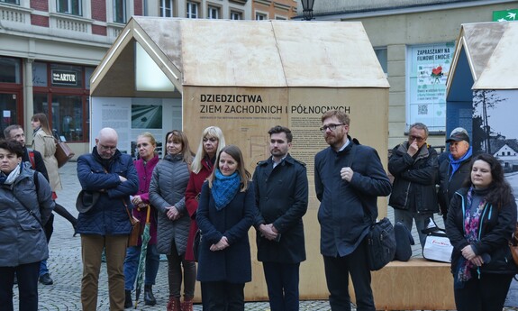 Wernisaż wystawy i debata - "Dziedzictwa Ziem Zachodnich i Północnych"