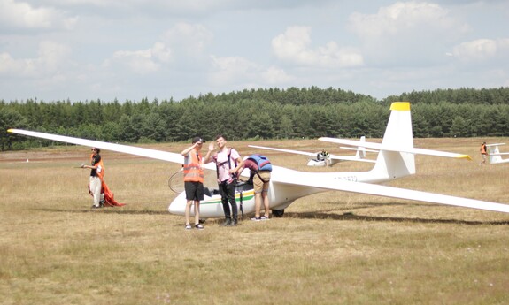 Loty szybowcowe w Aeroklubie Ziemi Lubuskiej w Przylepie; fot. P. Muszyńska 