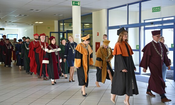 Uroczystość nadania tytułu doctora honoris causa Uniwersytetu Zielonogórskiego prof. dr. hab. Markowi Konopczyńskiemu; fot. K. Adamczewski